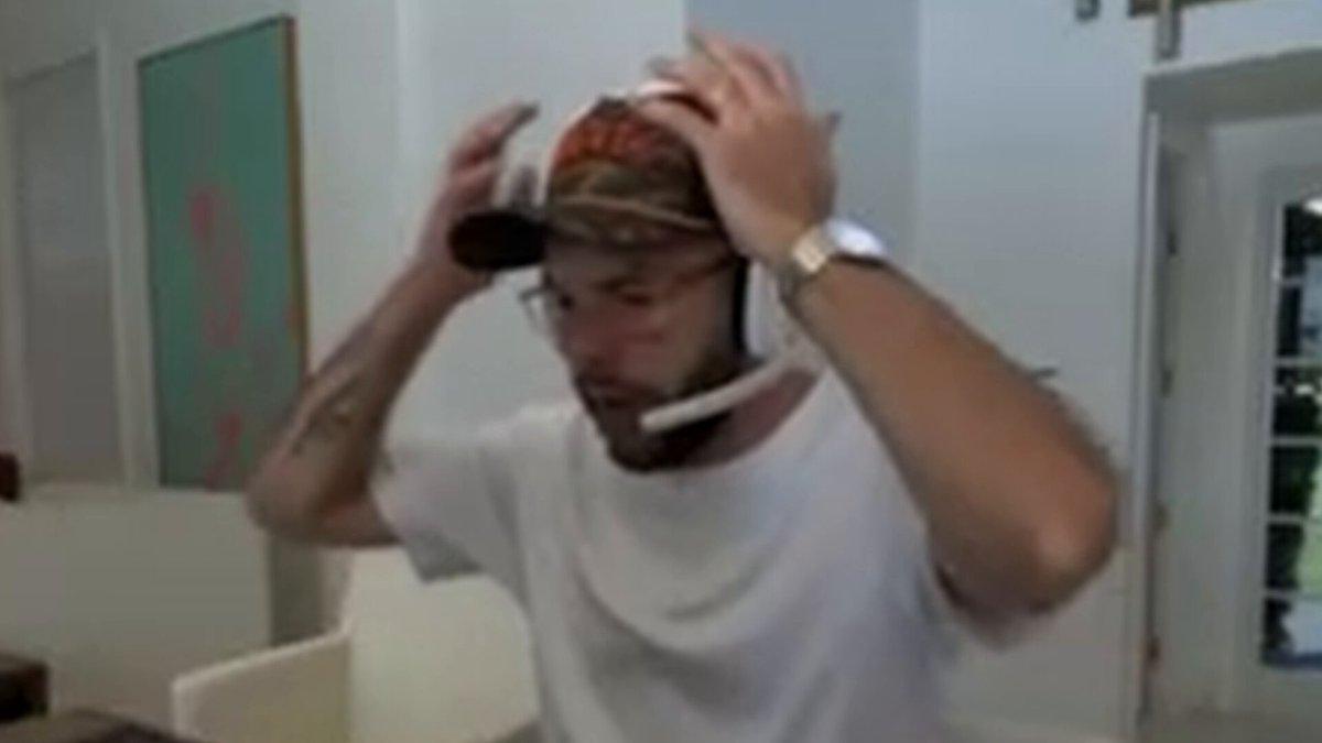 Video clip of Nadeshot hitting a $110,080 win on Roobet.